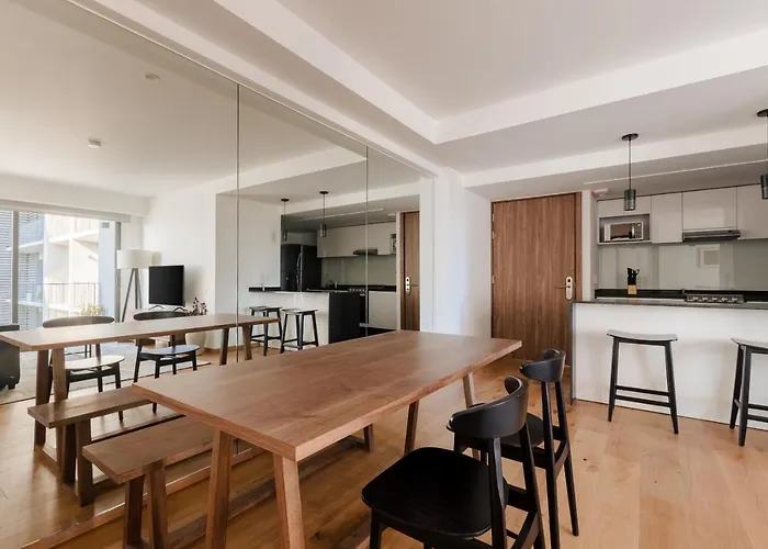 Hotel Sonder At Taman Condesa 3*